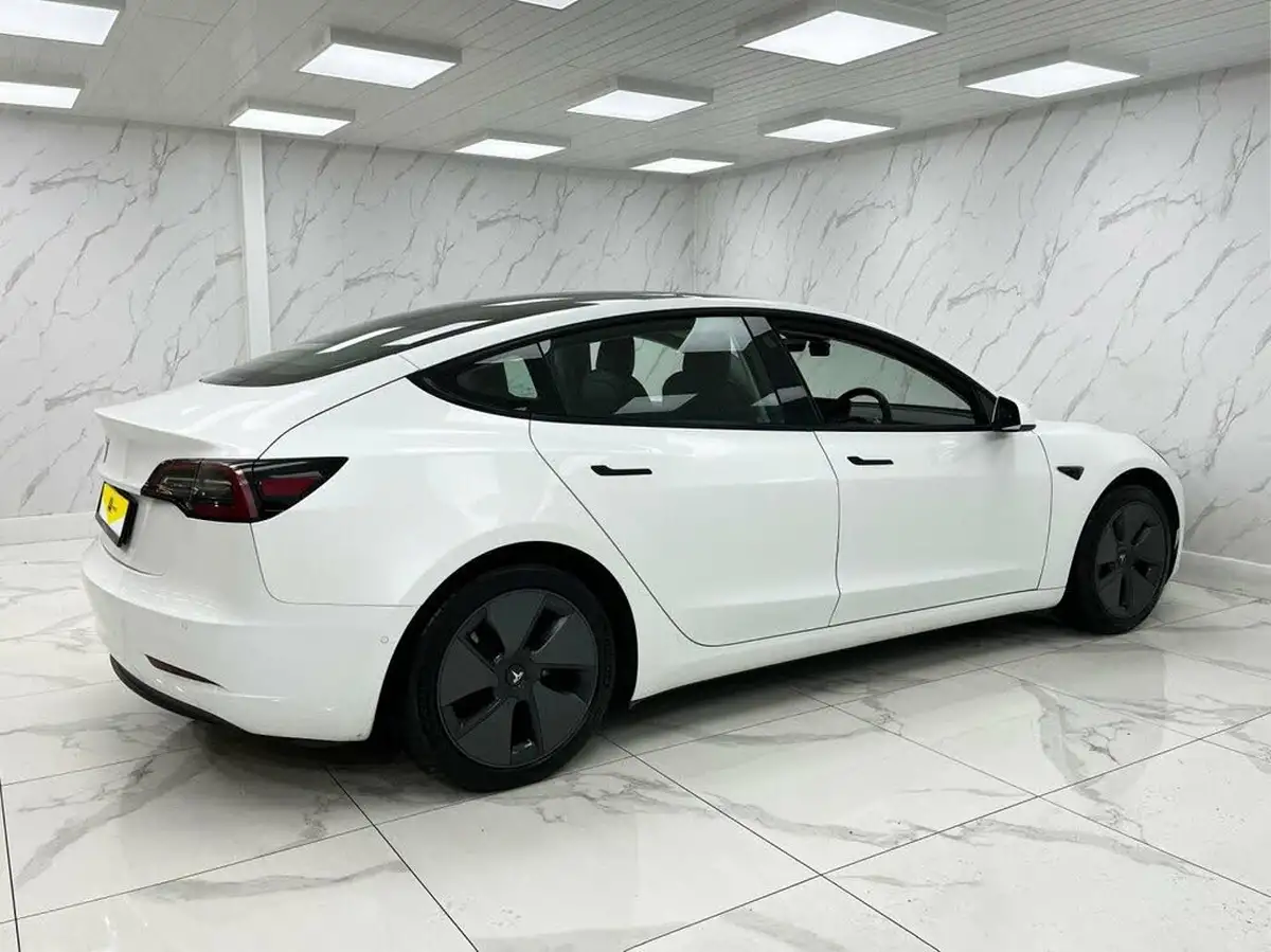 2020-tesla-model-3-e-standard-plus-big-11