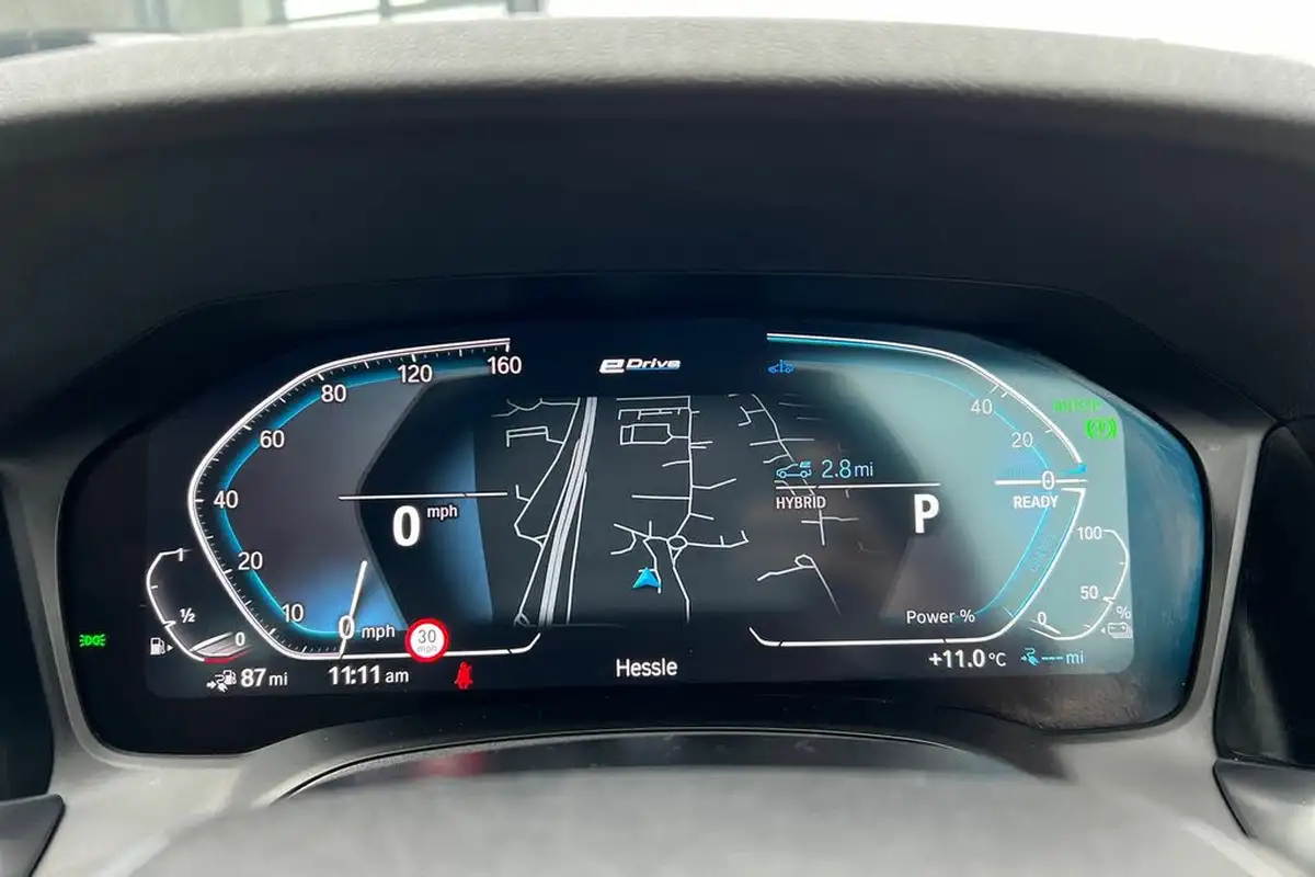 2021-bmw-3-series-20-330e-sport-pro-saloon-4d-big-22