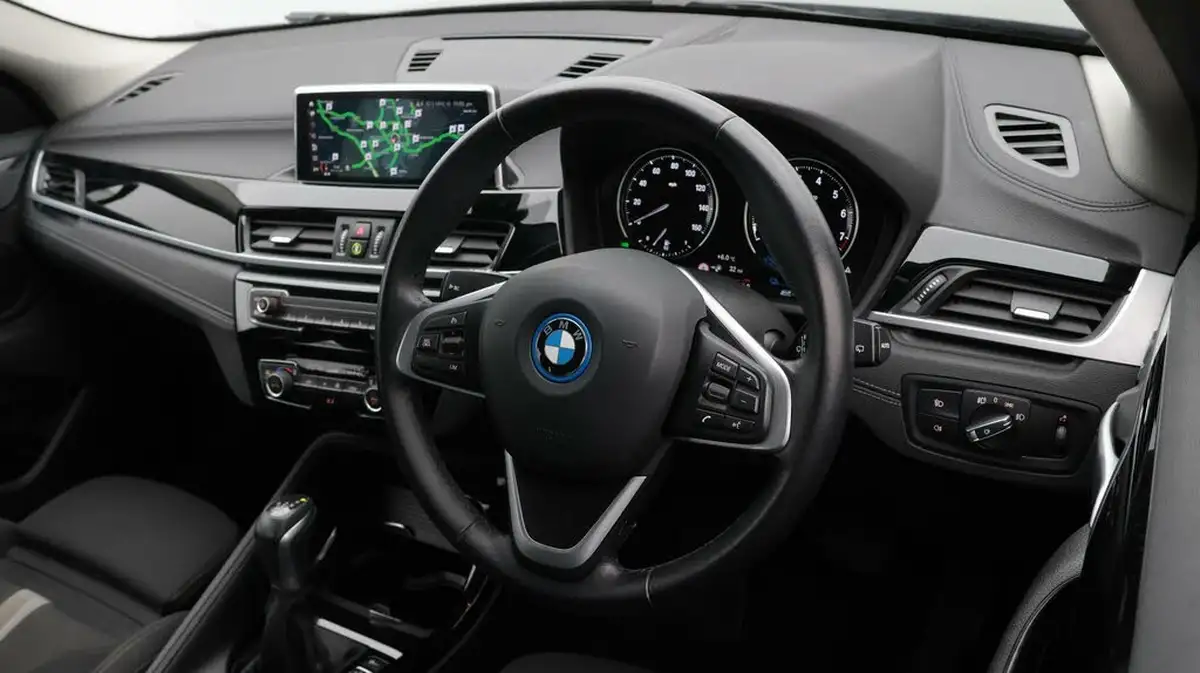 2022-bmw-x2-15-xdrive25e-sport-big-9