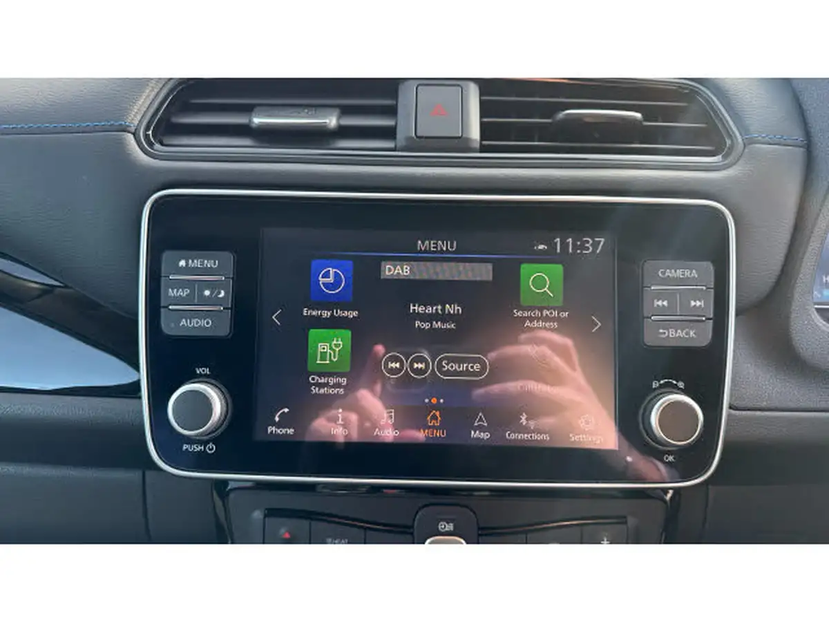 2023-nissan-leaf-e-tekna-39kwh-big-11