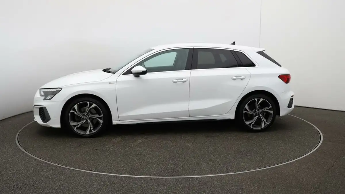 2021-audi-a3-10-30-tfsi-sportback-5d-big-4