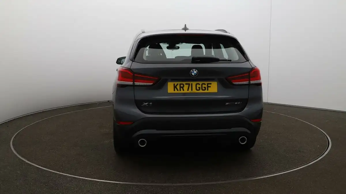 2021-bmw-x1-20-sdrive20i-sport-big-52