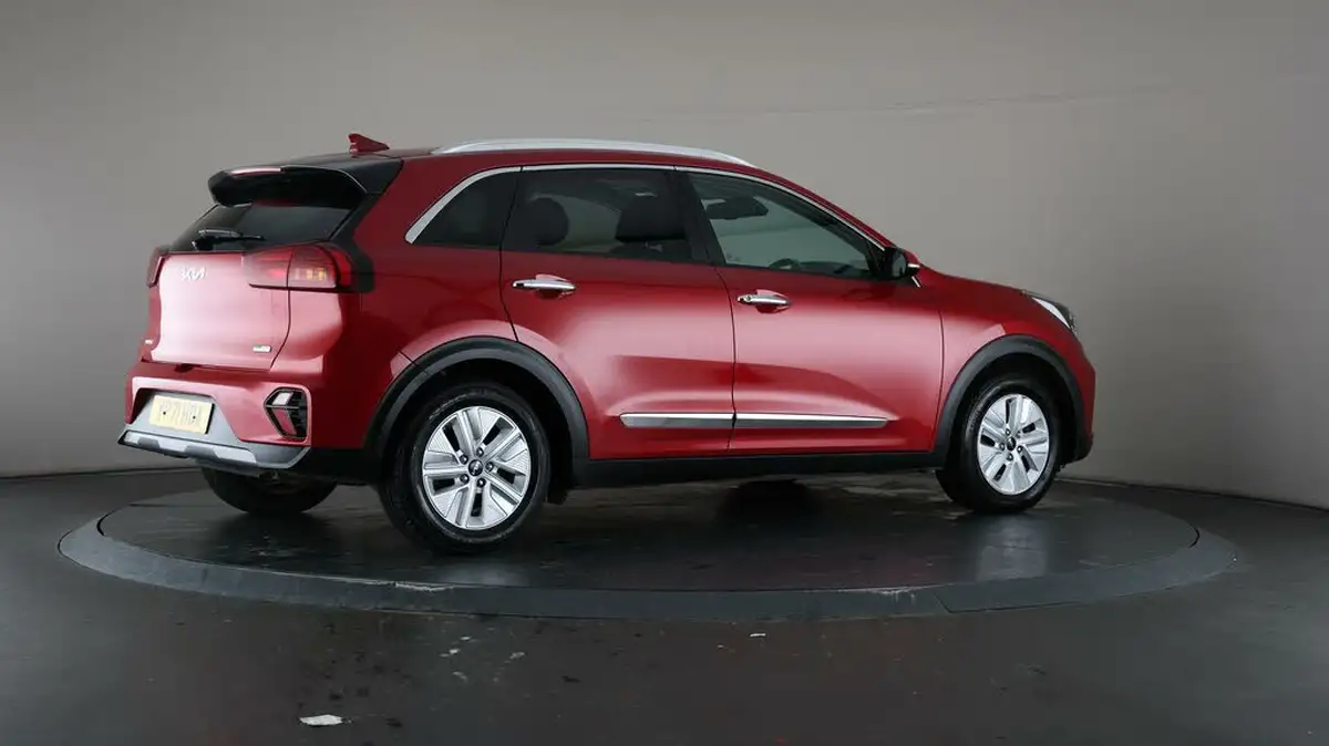 2021-kia-niro-16-gdi-phev-3-42in-cluster-big-65