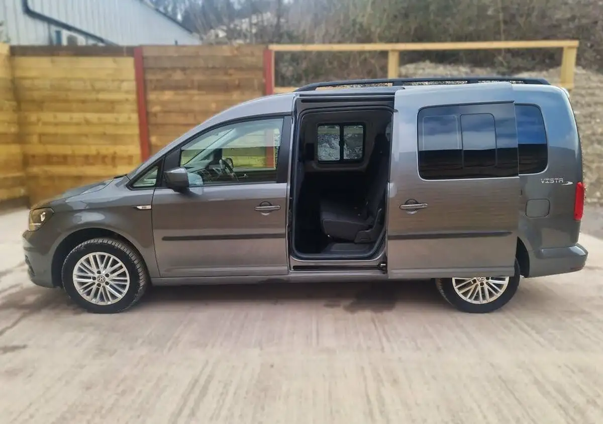 2018-volkswagen-caddy-maxi-life-20tdi-c20-102ps-dsg-big-10