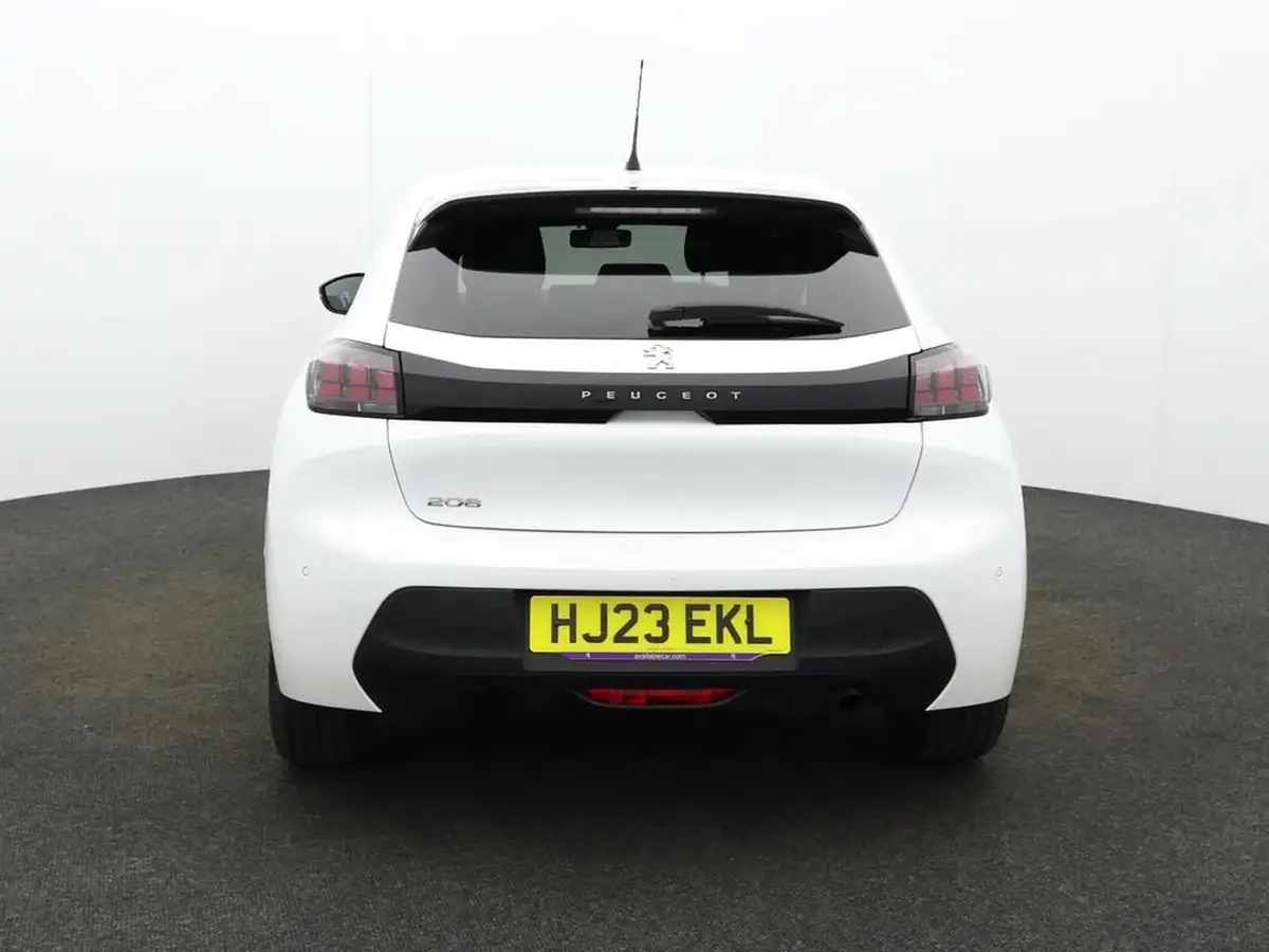 2023-peugeot-208-12-puretech-active-premium-100ps-big-3