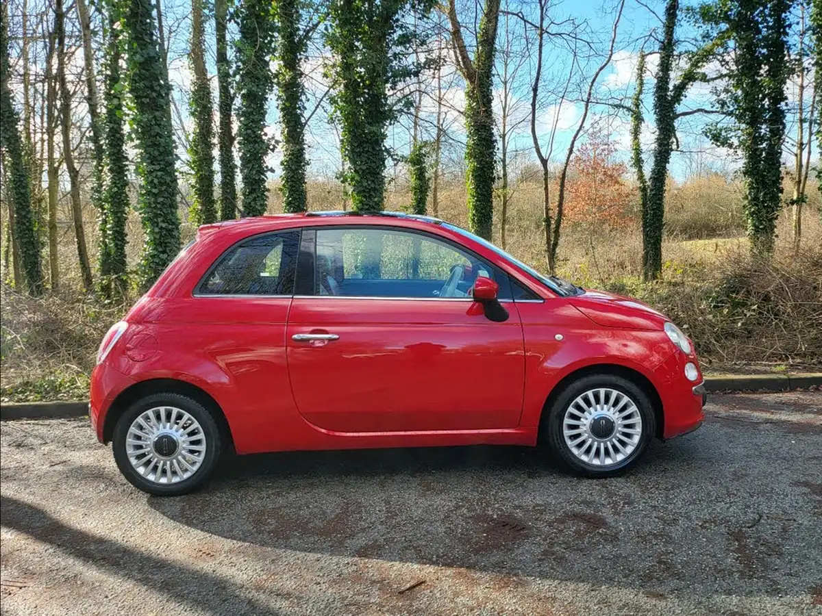 2011-fiat-500-12-lounge-big-2