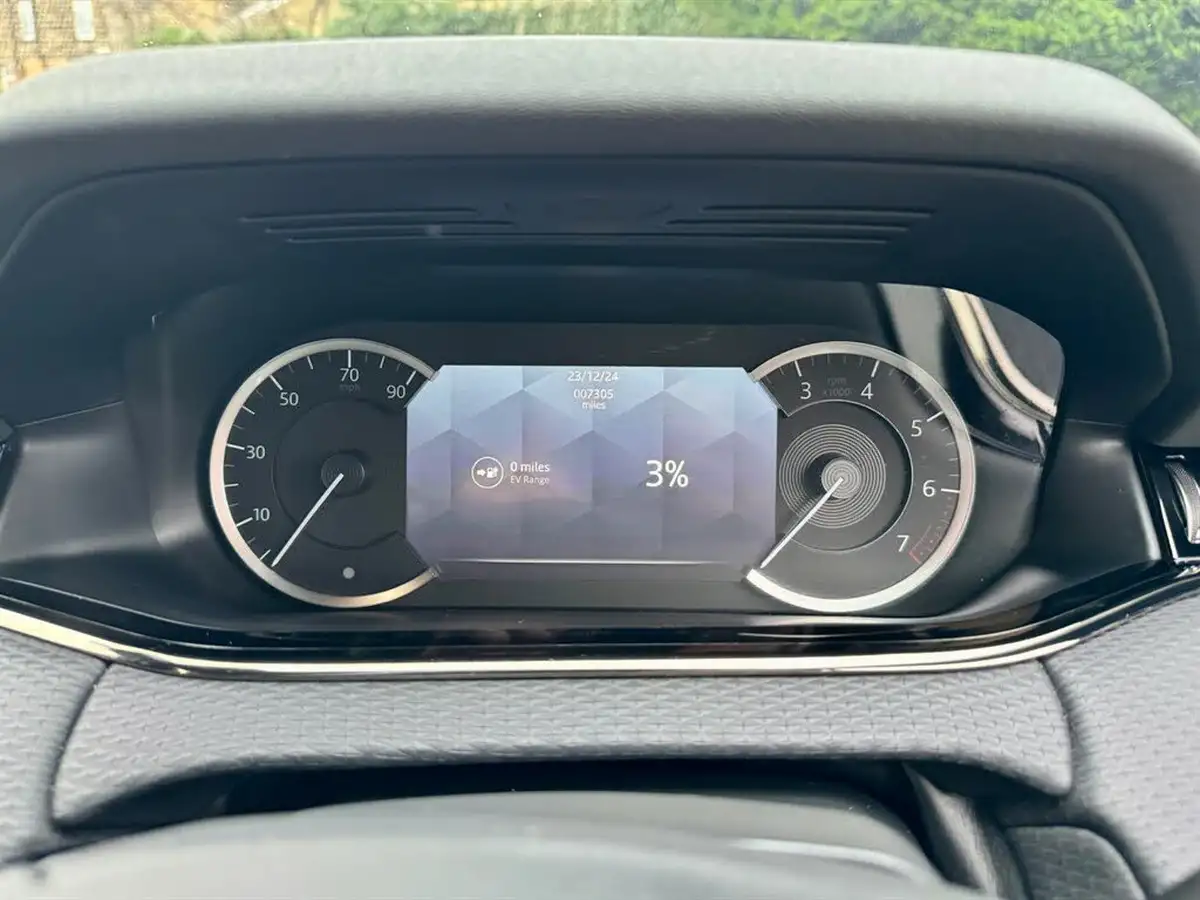 2021-land-rover-range-rover-evoque-15-p300e-r-dynamic-s-big-21