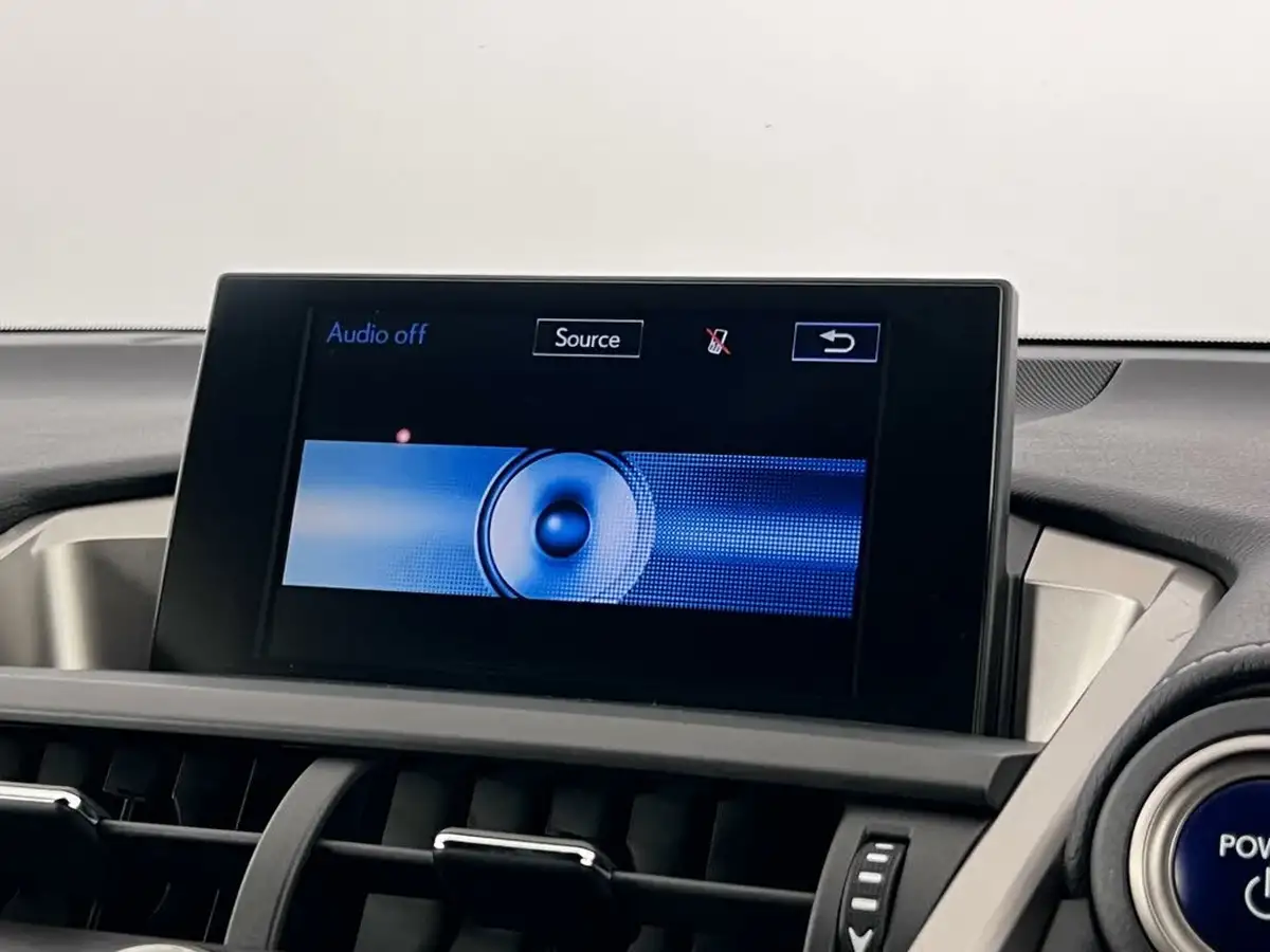 2017-lexus-nx-300h-25-f-sport-big-38