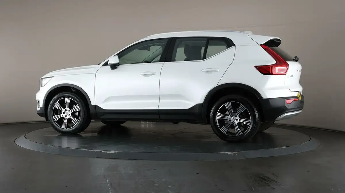 2022-volvo-xc40-20-b4-inscription-awd-big-67