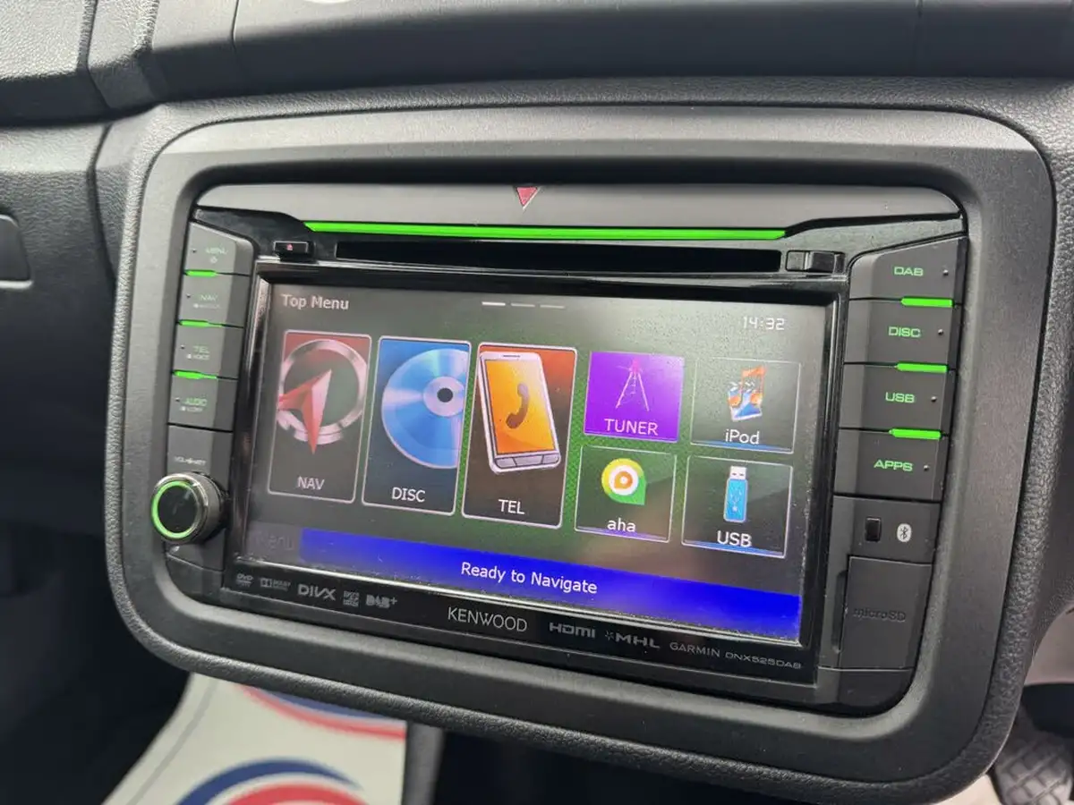 2015-skoda-roomster-16tdi-se-105ps-big-26