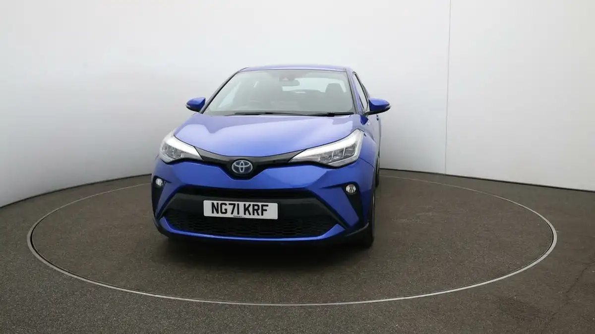 2022-toyota-c-hr-18-vvt-i-icon-big-39