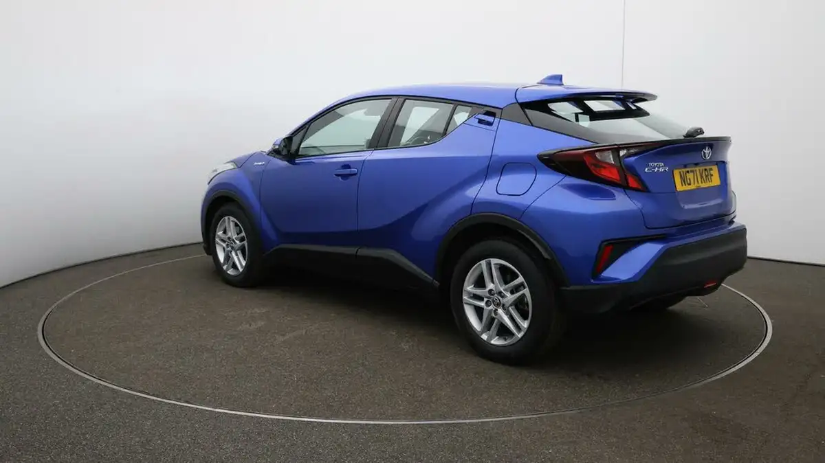 2022-toyota-c-hr-18-vvt-i-icon-big-63