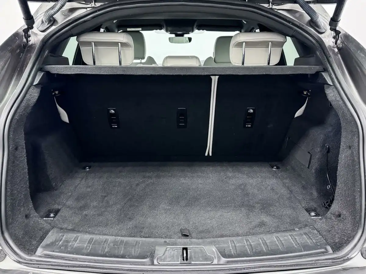 2019-jaguar-e-pace-20-i4d-r-dynamic-se-180ps-awd-auto-big-7