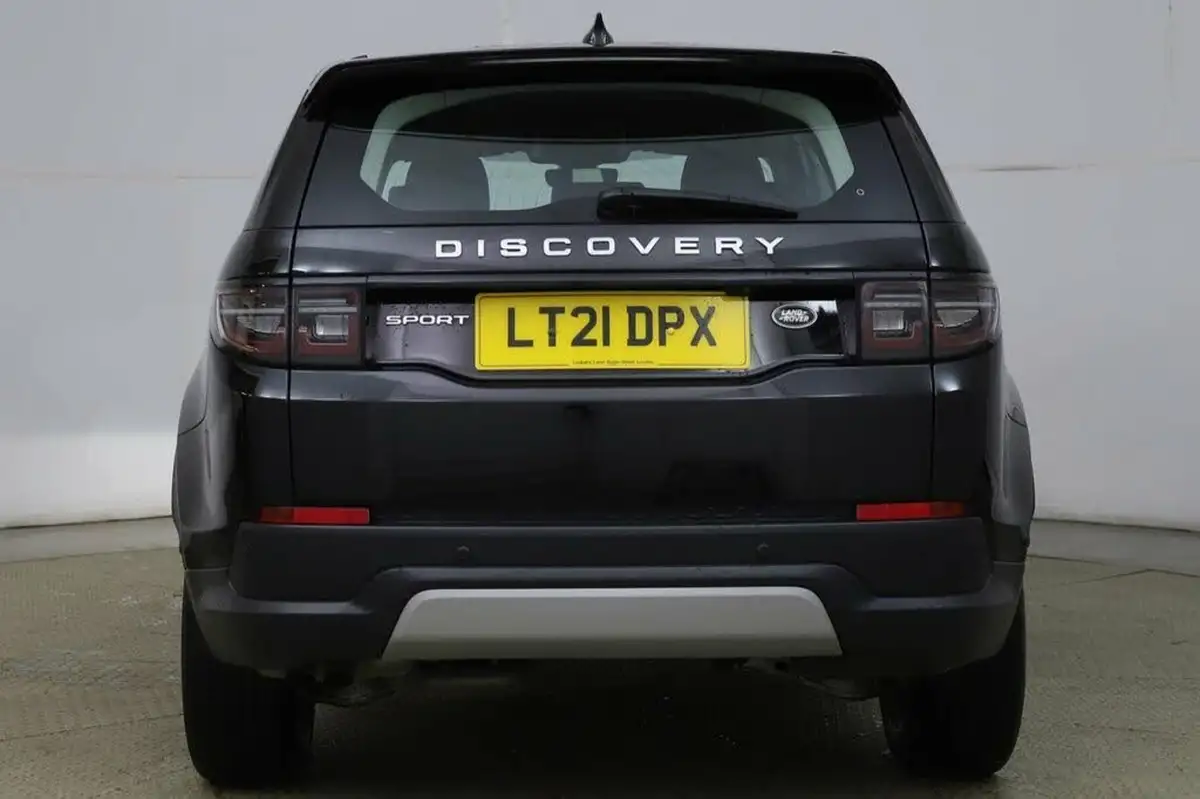 2021-land-rover-discovery-sport-20-d165-s-big-3