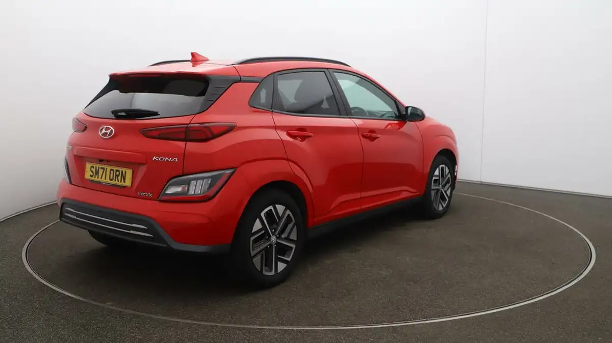 2022-hyundai-kona-e-premium-204ps-64kwh-7kw-obc-big-7