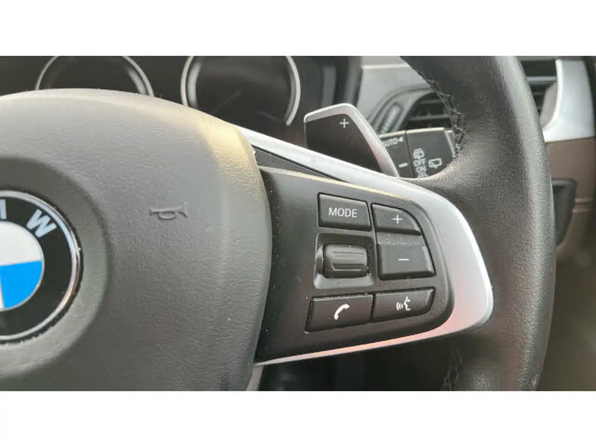 2021-bmw-x1-20-xdrive20i-xline-big-25
