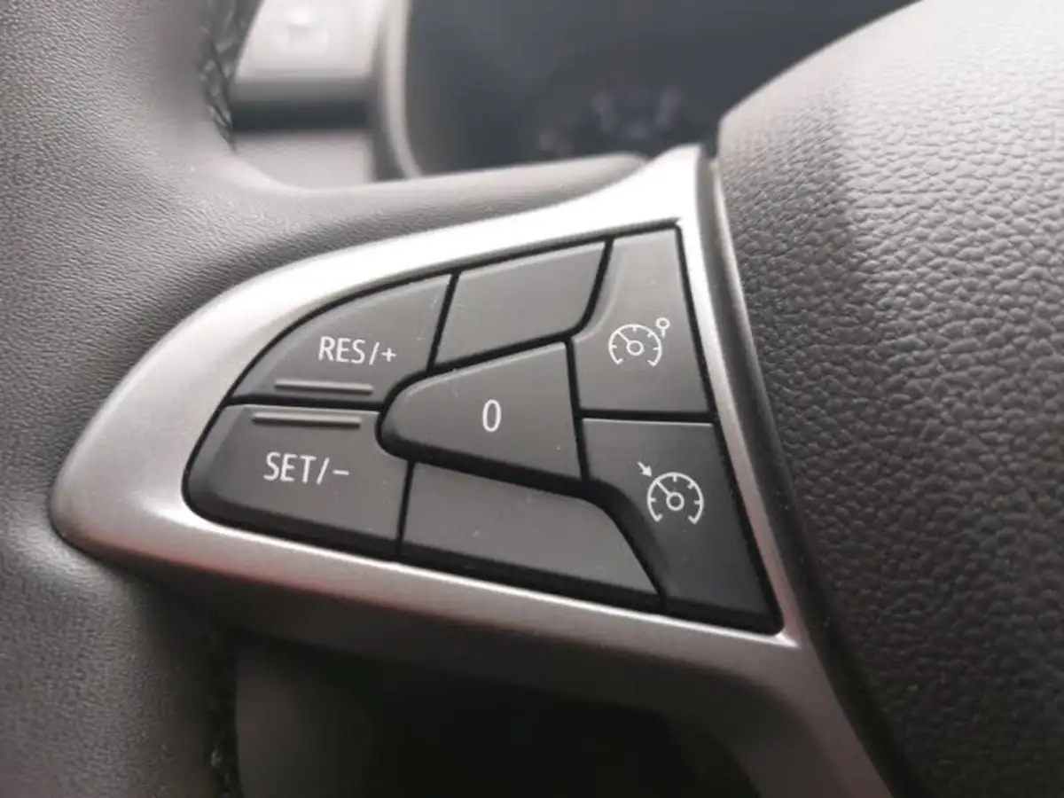 2023-dacia-sandero-stepway-10-tce-journey-90bhp-big-11
