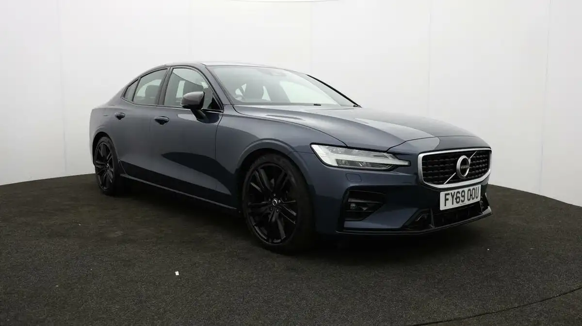 2019-volvo-s60-20-t5-r-design-edition-big-40