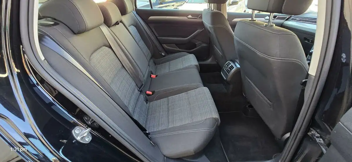 2020-volkswagen-passat-20tdi-se-nav-150ps-estate-5d-big-44