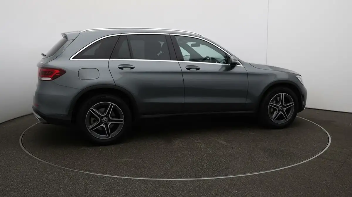 2020-mercedes-benz-glc-class-20-glc300-amg-line-station-wagon-5d-big-43