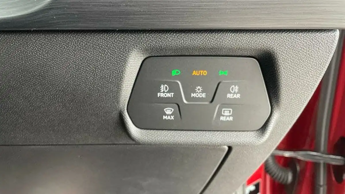 2024-cupra-formentor-20-tsi-v2-big-23