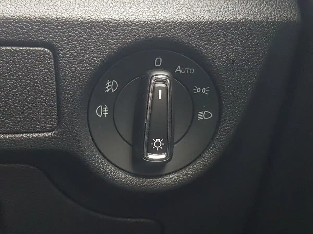 2024-skoda-kamiq-10-tsi-monte-carlo-116ps-dsg-big-10