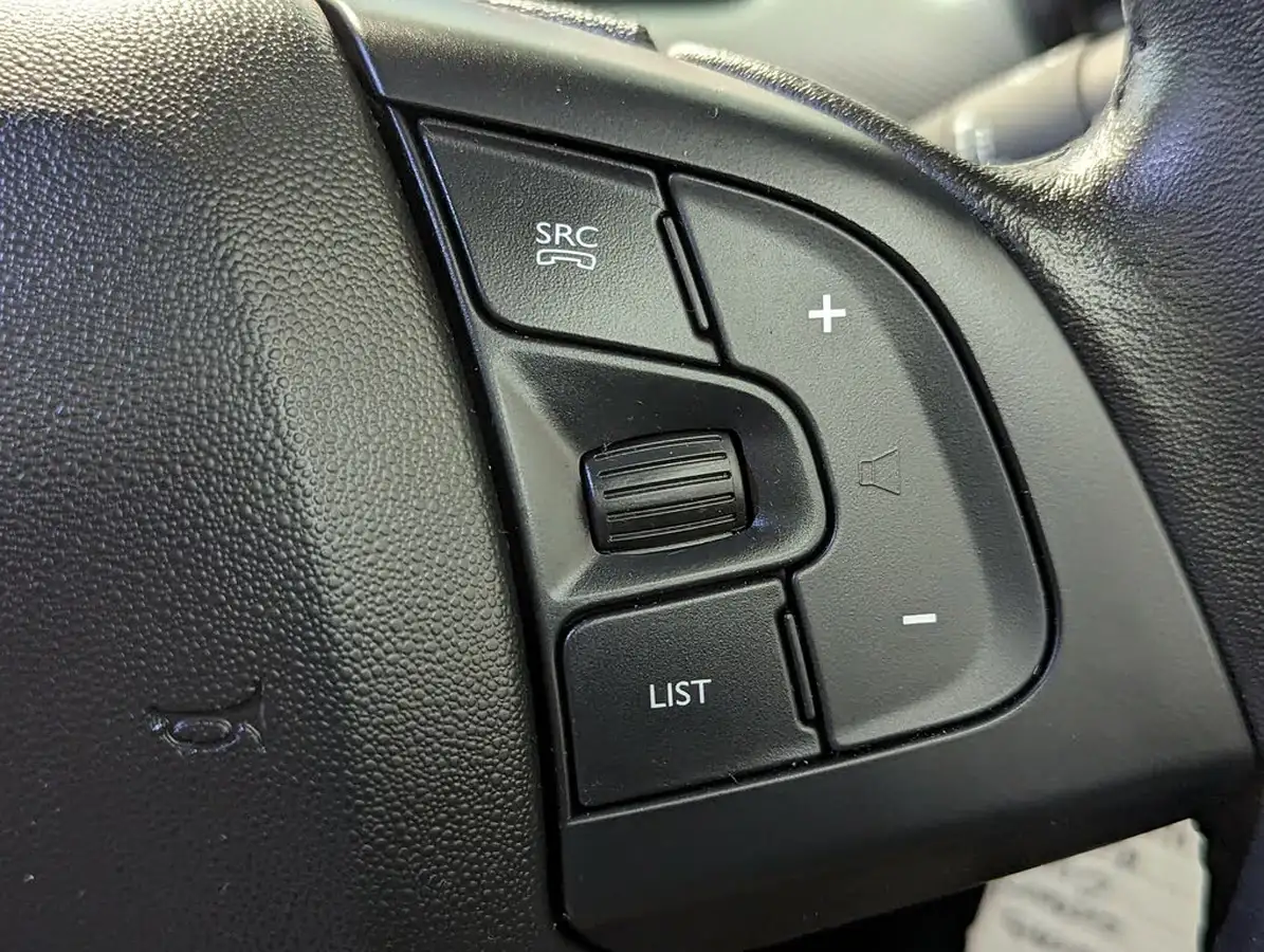 2020-citroen-c4-cactus-12-puretech-flair-110ps-big-16