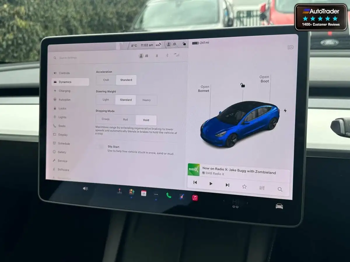 2020-tesla-model-3-e-long-range-big-18