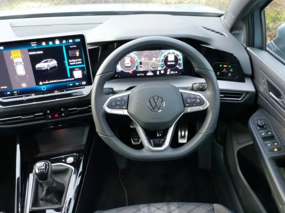 2024-volkswagen-golf-15-tsi-r-line-150ps-hatchback-big-6