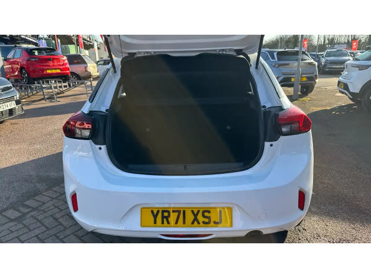 2021-vauxhall-corsa-12i-se-edition-big-3