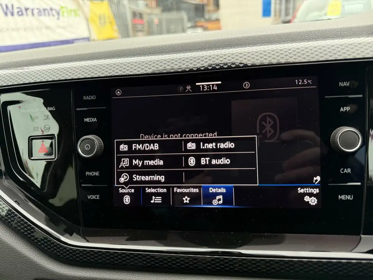 2023-volkswagen-polo-10-tsi-life-dsg-big-39