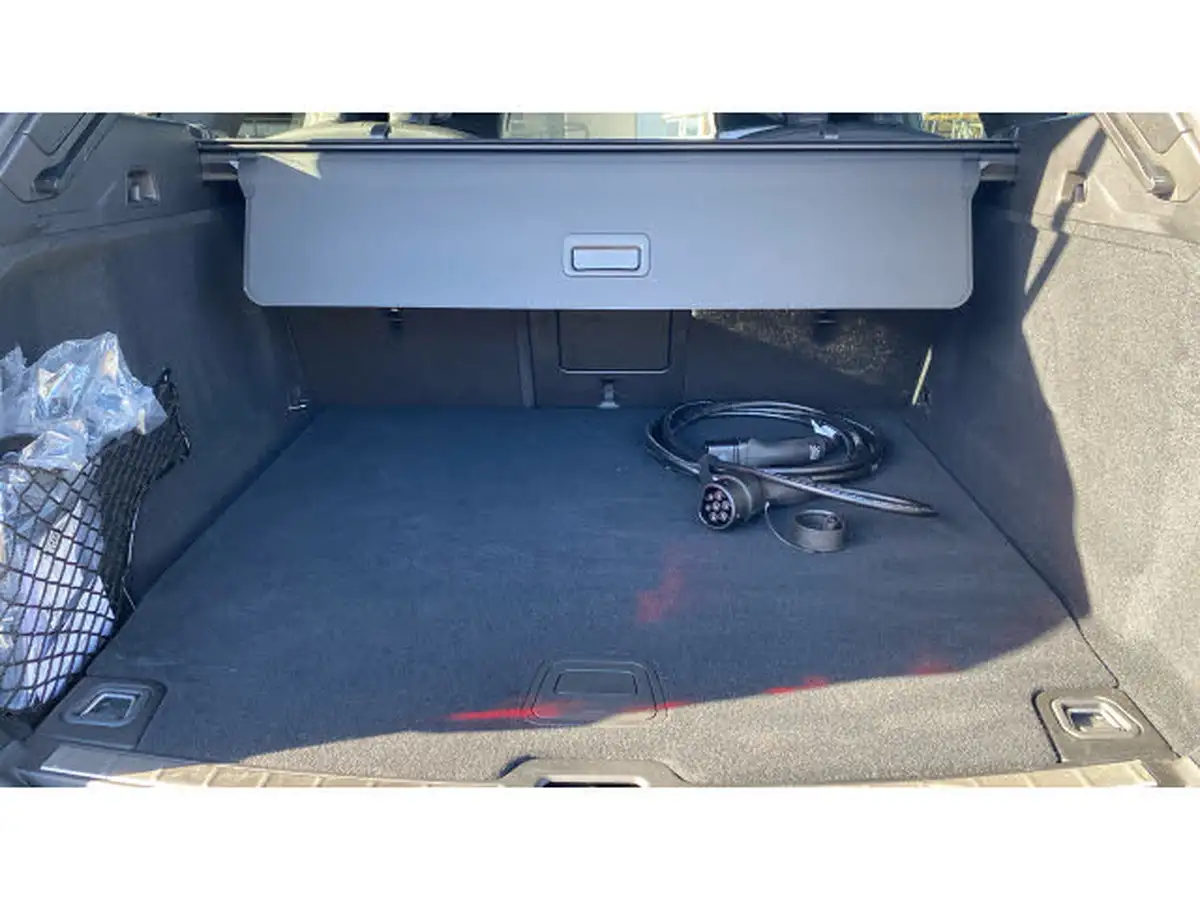 2024-volvo-xc60-20-t6-plus-black-edition-big-16