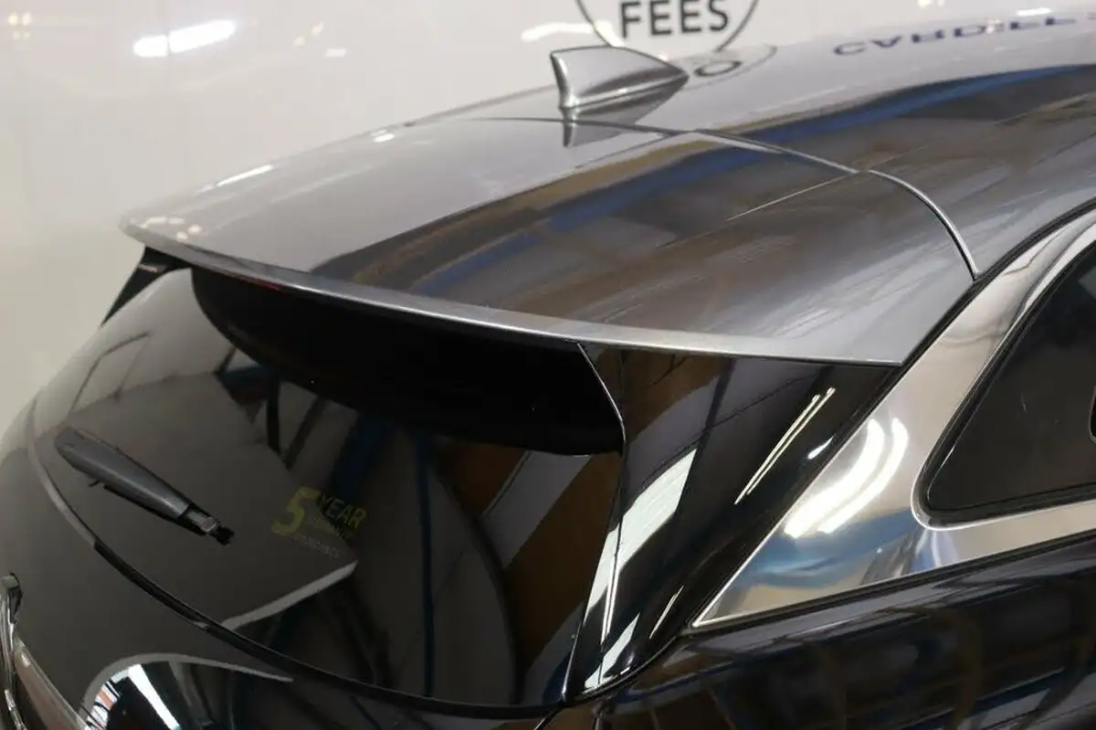2022-renault-megane-e-tech-e-techno-big-22