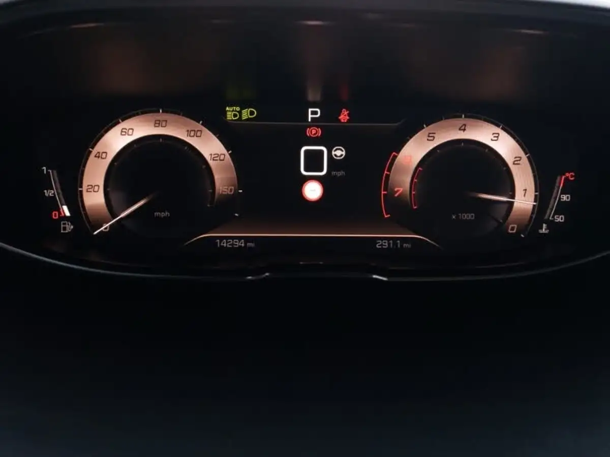 2022-peugeot-3008-suv-12-puretech-gt-premium-big-18
