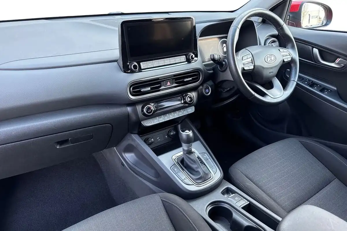 2022-hyundai-kona-16-gdi-premium-big-8