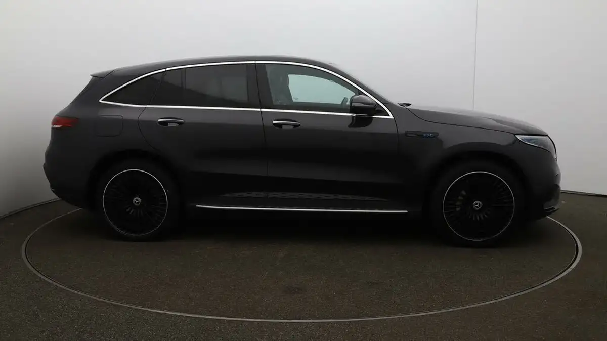 2022-mercedes-benz-eqc-e-eqc-400-amg-line-premium-plus-big-44