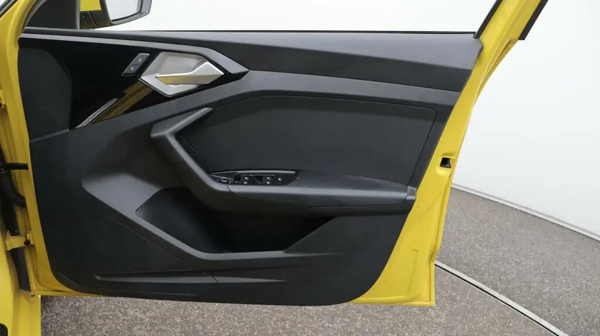 2020-audi-a1-10-25-tfsi-sport-big-15