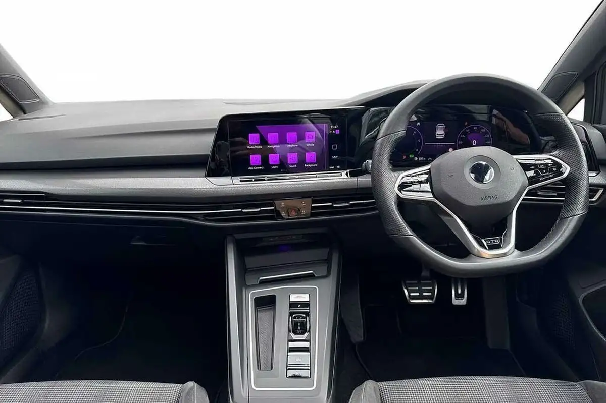 2021-volkswagen-golf-20tdi-gtd-big-9