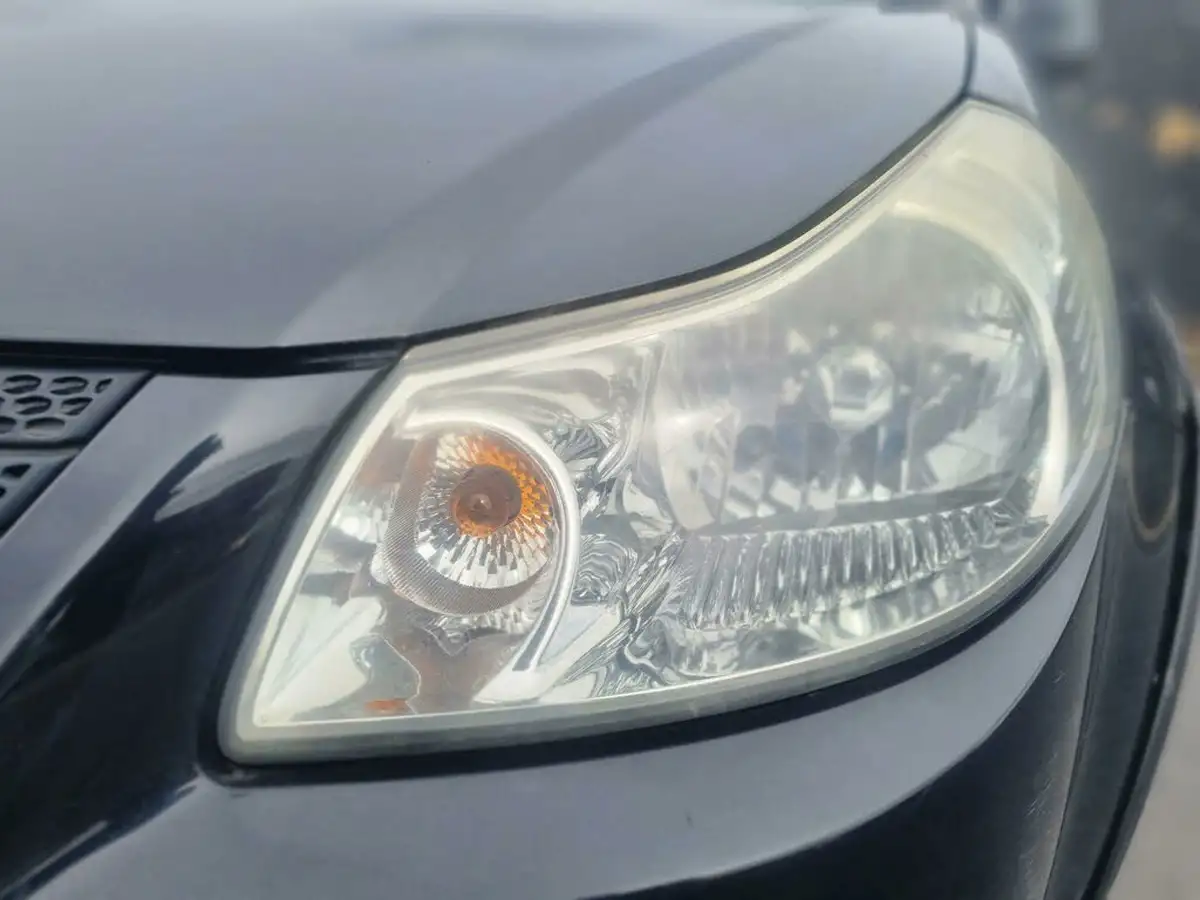 2007-suzuki-sx4-16-glx-4grip-big-10