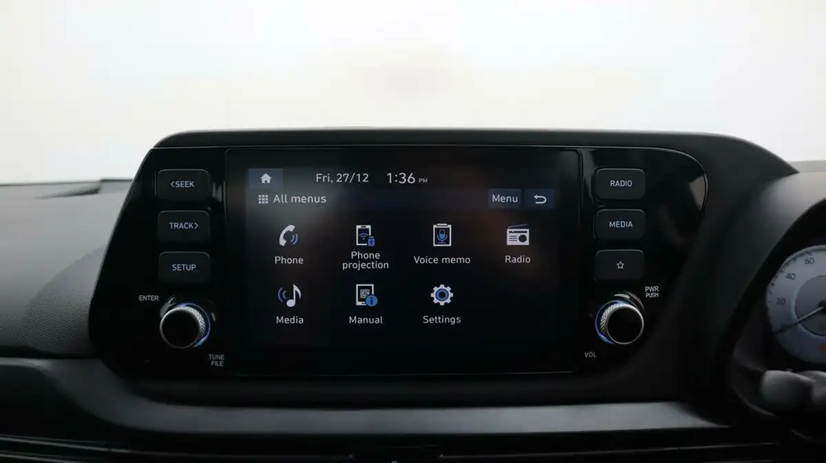 2024-hyundai-i20-10-t-gdi-advance-big-11