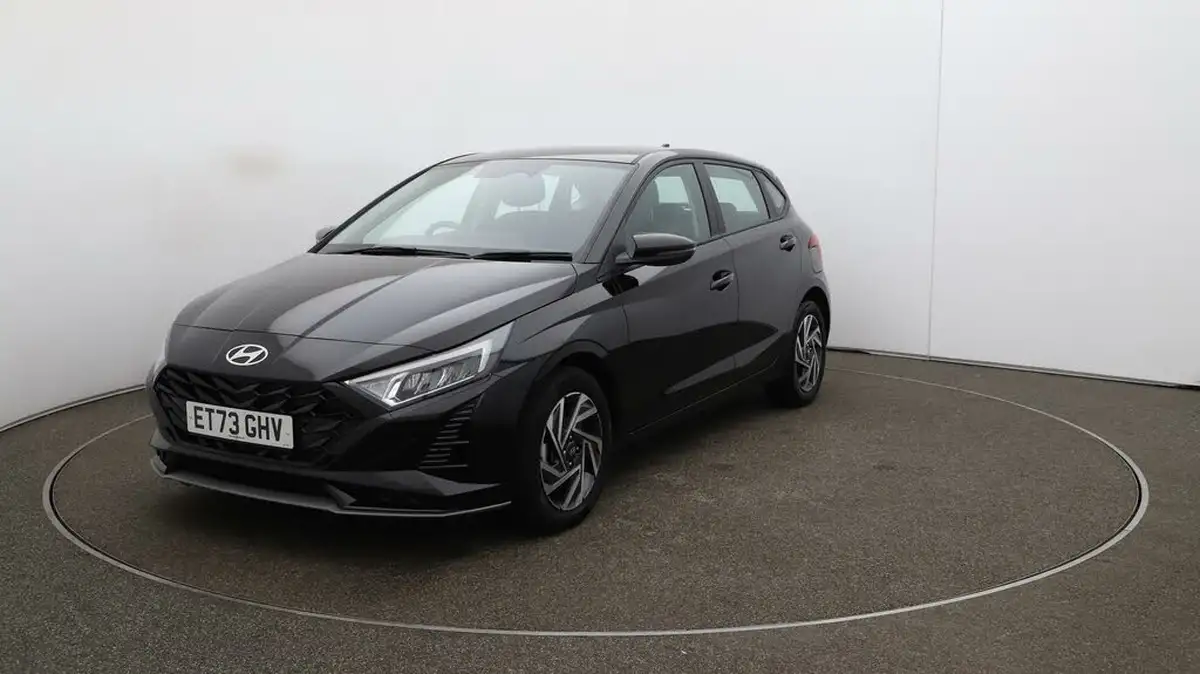 2024-hyundai-i20-10-t-gdi-advance-big-35