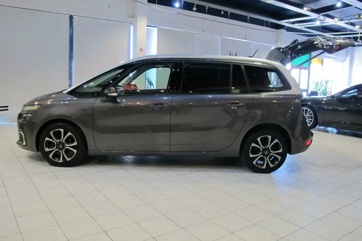 2019-citroen-grand-c4-spacetourer-12-puretech-flair-big-54