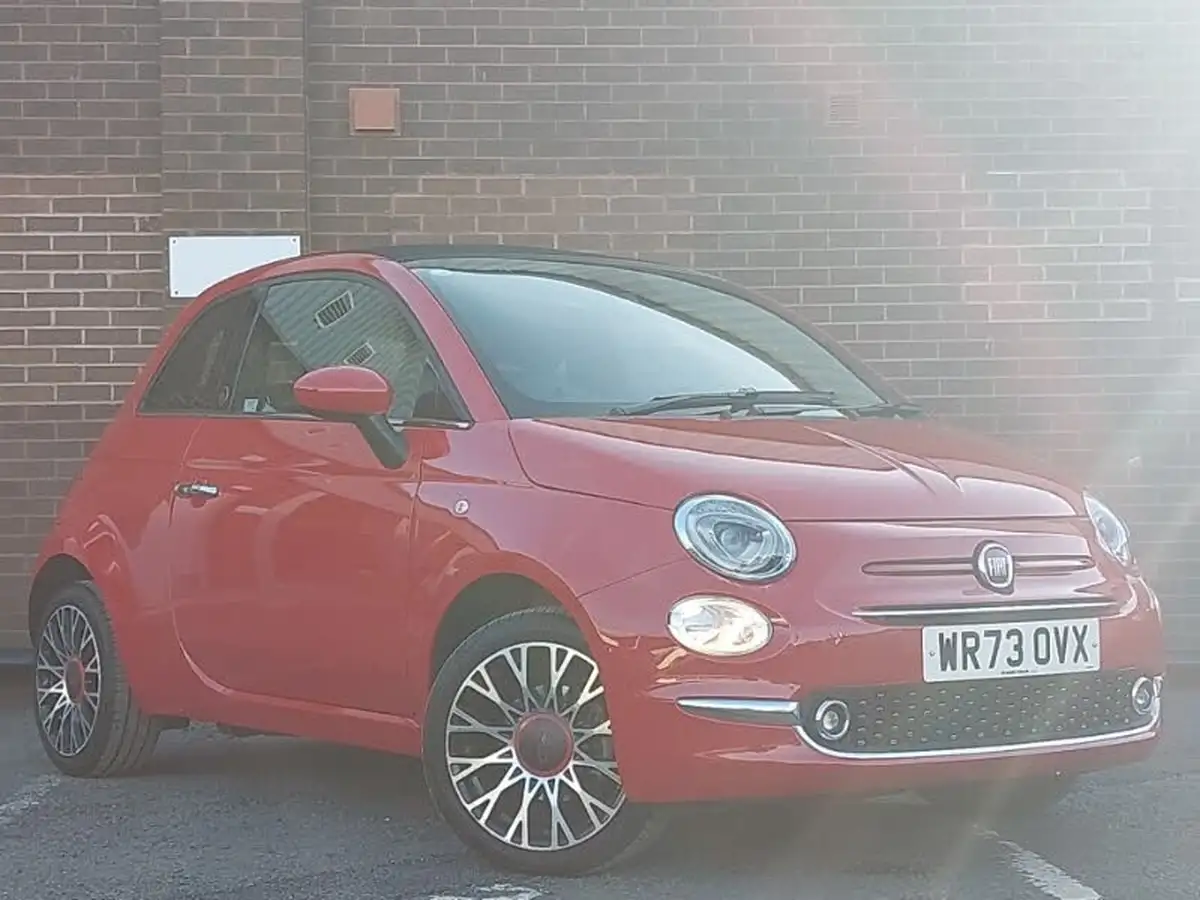 2023-fiat-500c-10-red-big-0