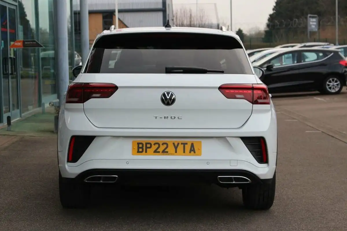 2022-volkswagen-t-roc-15-tsi-r-line-hatchback-5d-dsg-big-5