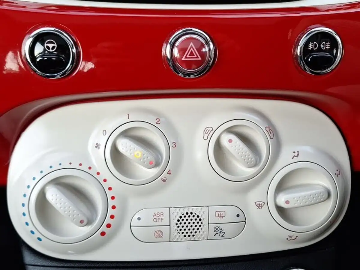 2022-fiat-500-10-dolcevita-big-10