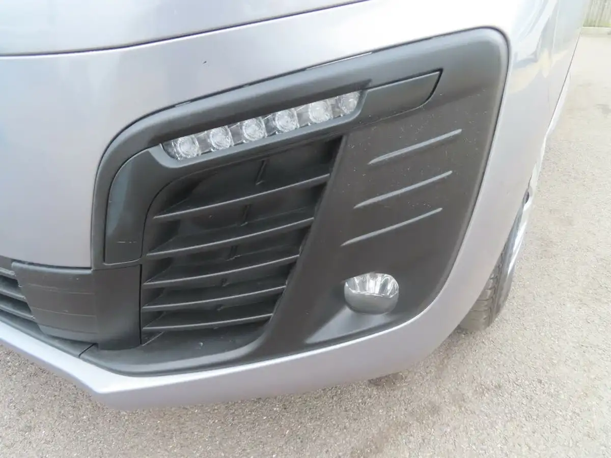 2021-vauxhall-vivaro-20td-3100-l1h1-sportive-120pseu6dt-big-14