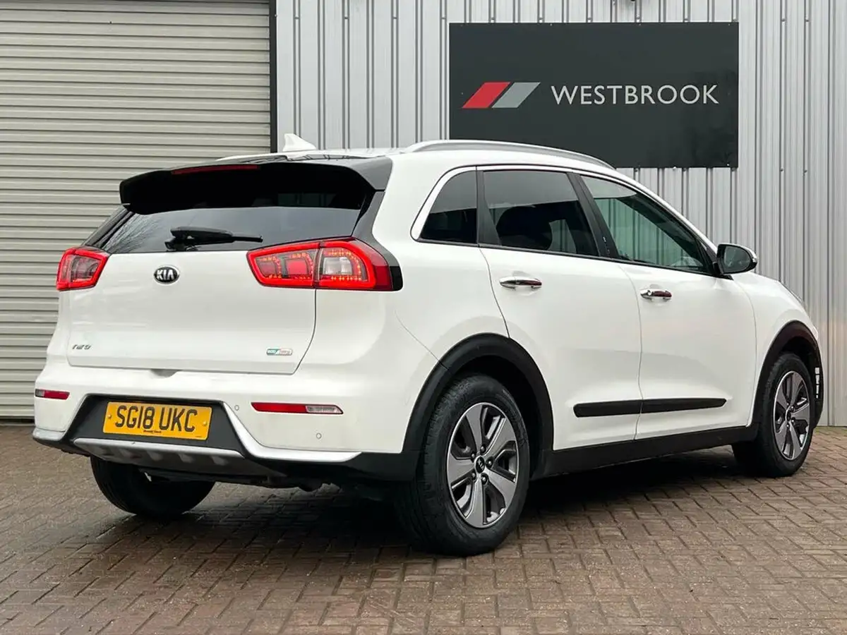 2018-kia-niro-16-gdi-2-adap-big-1