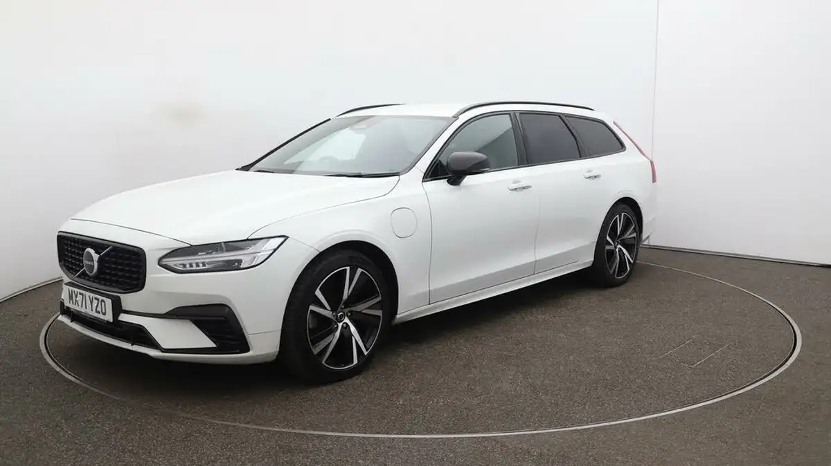 2021-volvo-v90-20-t6-r-design-350bhp-big-3