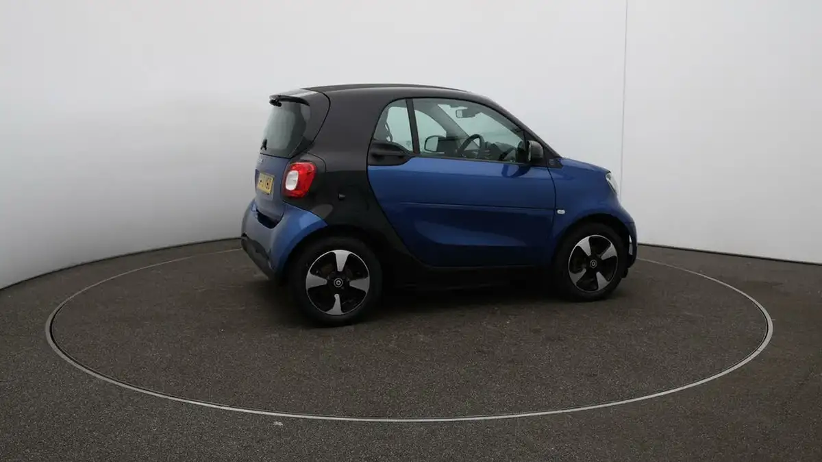 2020-smart-fortwo-eq-passion-advanced-big-47