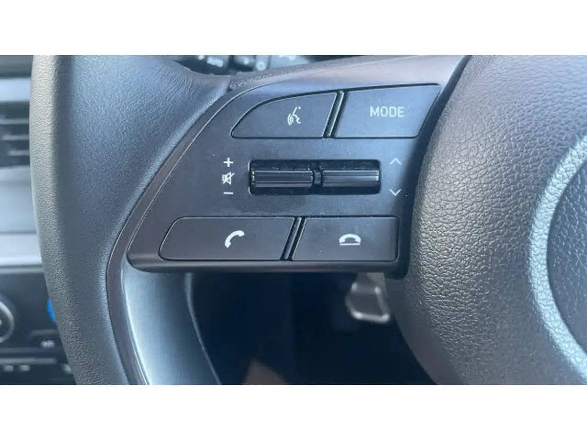 2023-hyundai-i20-10-t-gdi-se-connect-eclutch-imt-big-28